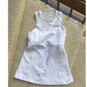 EUC Lululemon mesh tank!